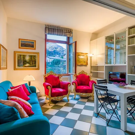 Regal With View And Free Parking Apartment *